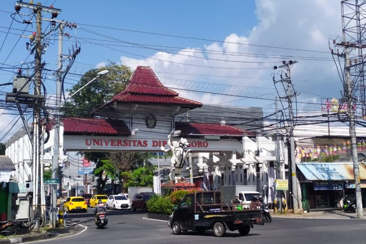 Hotel Dekat Undip Tembalang Cozzy Stay Semarang